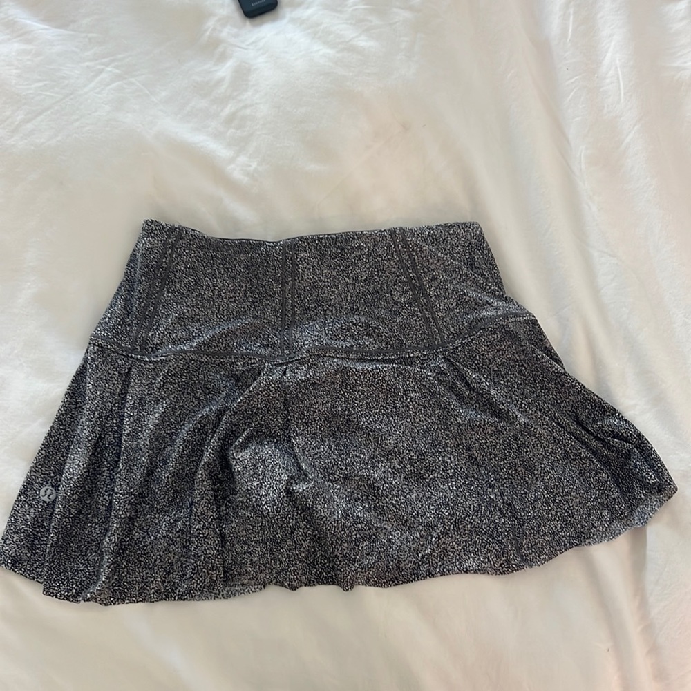 Lululemon Leopard Print Skirt with Liner Size 4 - Gently Used